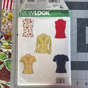 New Look 6598 – Women’s Semi-Fitted Blouse Sewing Pattern